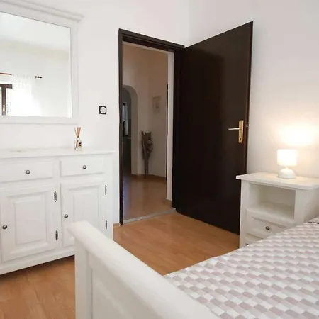 With A Parking Space Njivice, Krk - 21871 Apartment *