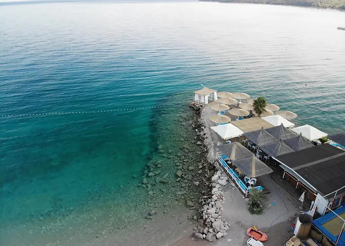 Appartamento With Parking Space Njivice, Krk - 21871 Njivice