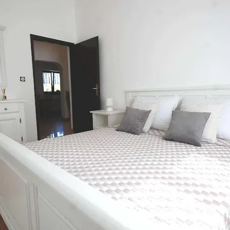 Apartment With Parking Space Njivice, Krk - 21871