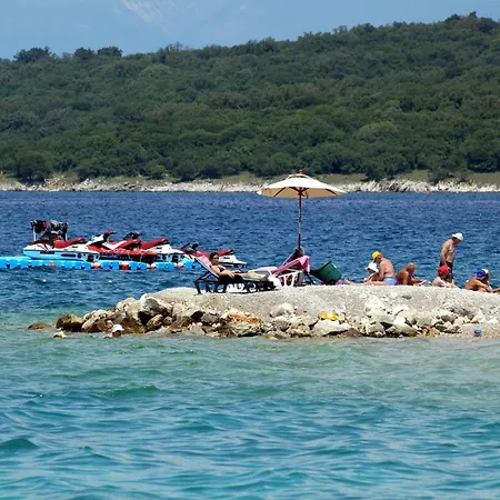 With Parking Space Njivice, Krk - 21871 Apartman