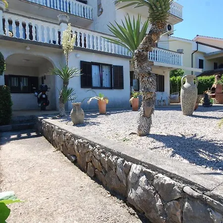 With Parking Space Njivice, Krk - 21871 نجيفيش